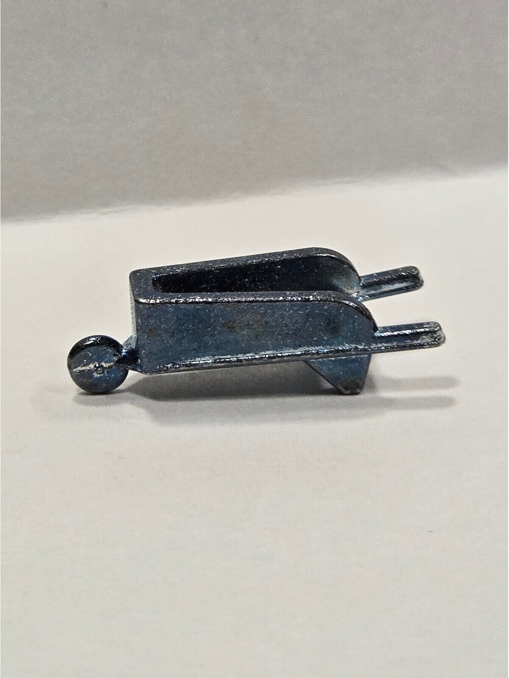 Monopoly Wheelbarrow Metal Token Pawn Mover Replacement Game Pc Vintage Hasbro